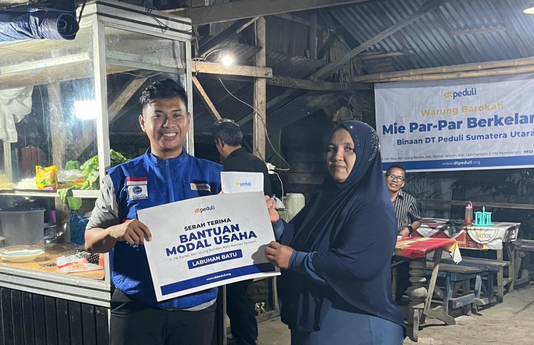 Dorong Kemandirian UMKM Lokal, DT Peduli Sumut Salurkan Bantuan Modal Usaha Mie Par-Par Labuhanbatu 