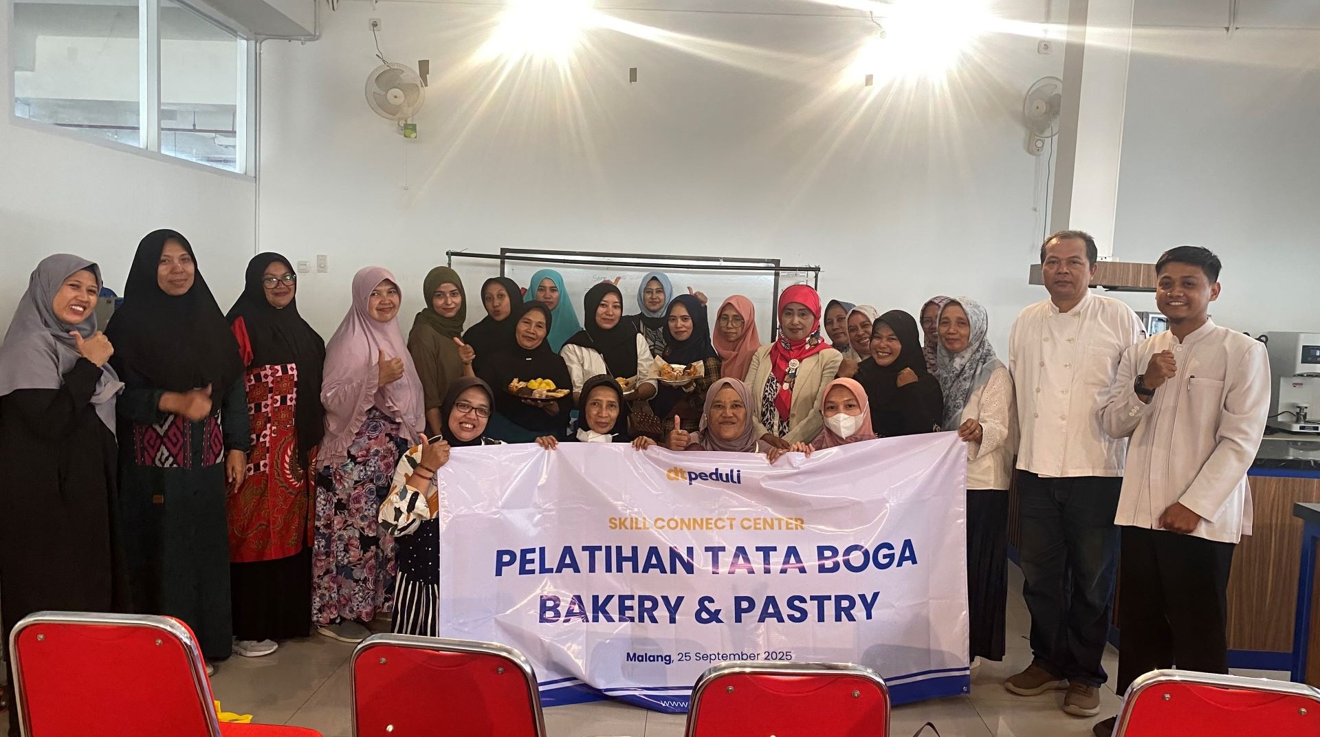 Asah Keterampilan Perintis UMKM, DT Peduli Malang Gelar Pelatihan Bakery & Pastry di Malang Creative Center 