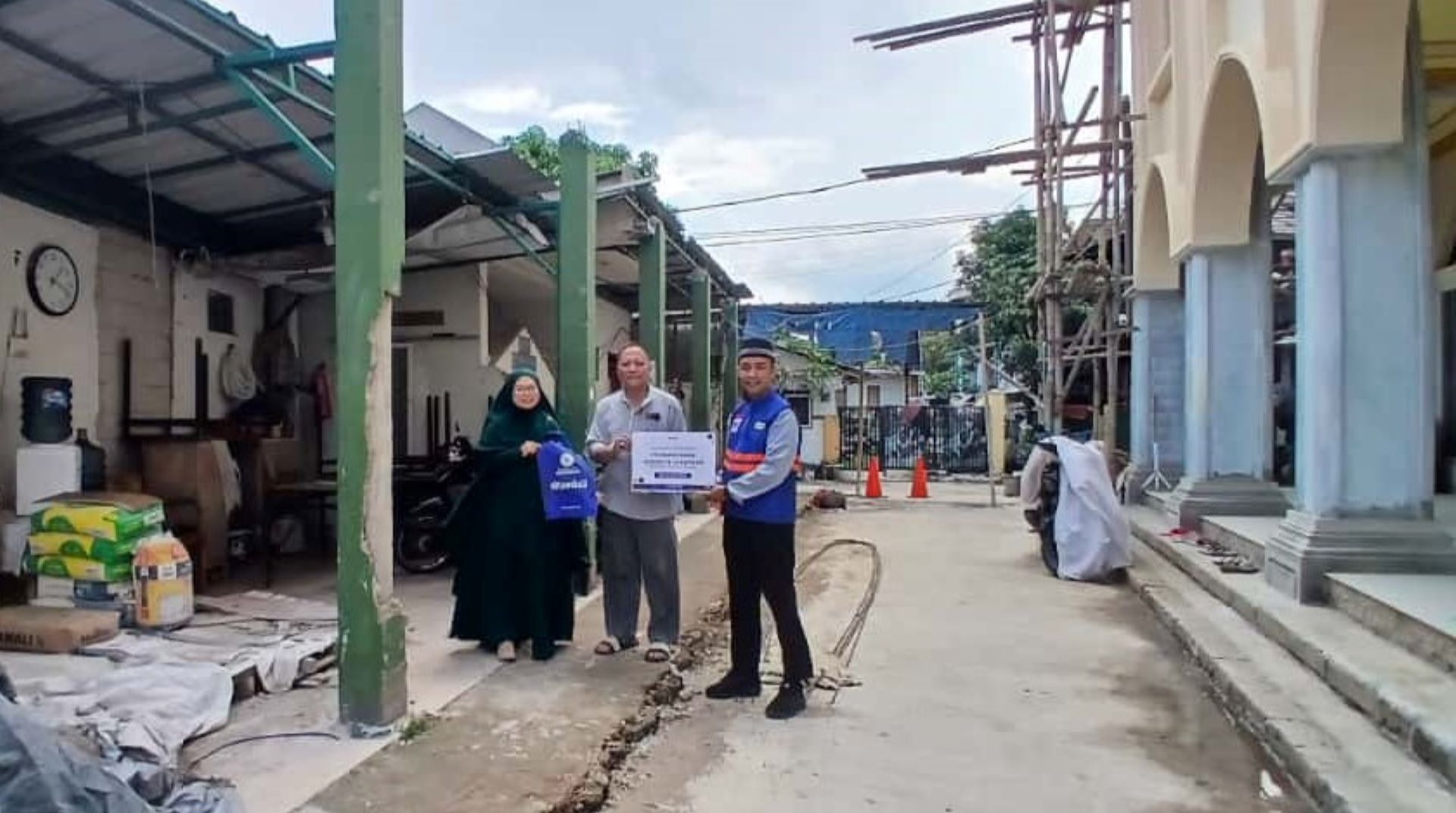 Rusak Total, DT Peduli Salurkan Dana Crowdfunding Rp19,2 Juta untuk Pembangunan Masjid Al-Ukhuwah Rancamanyar 