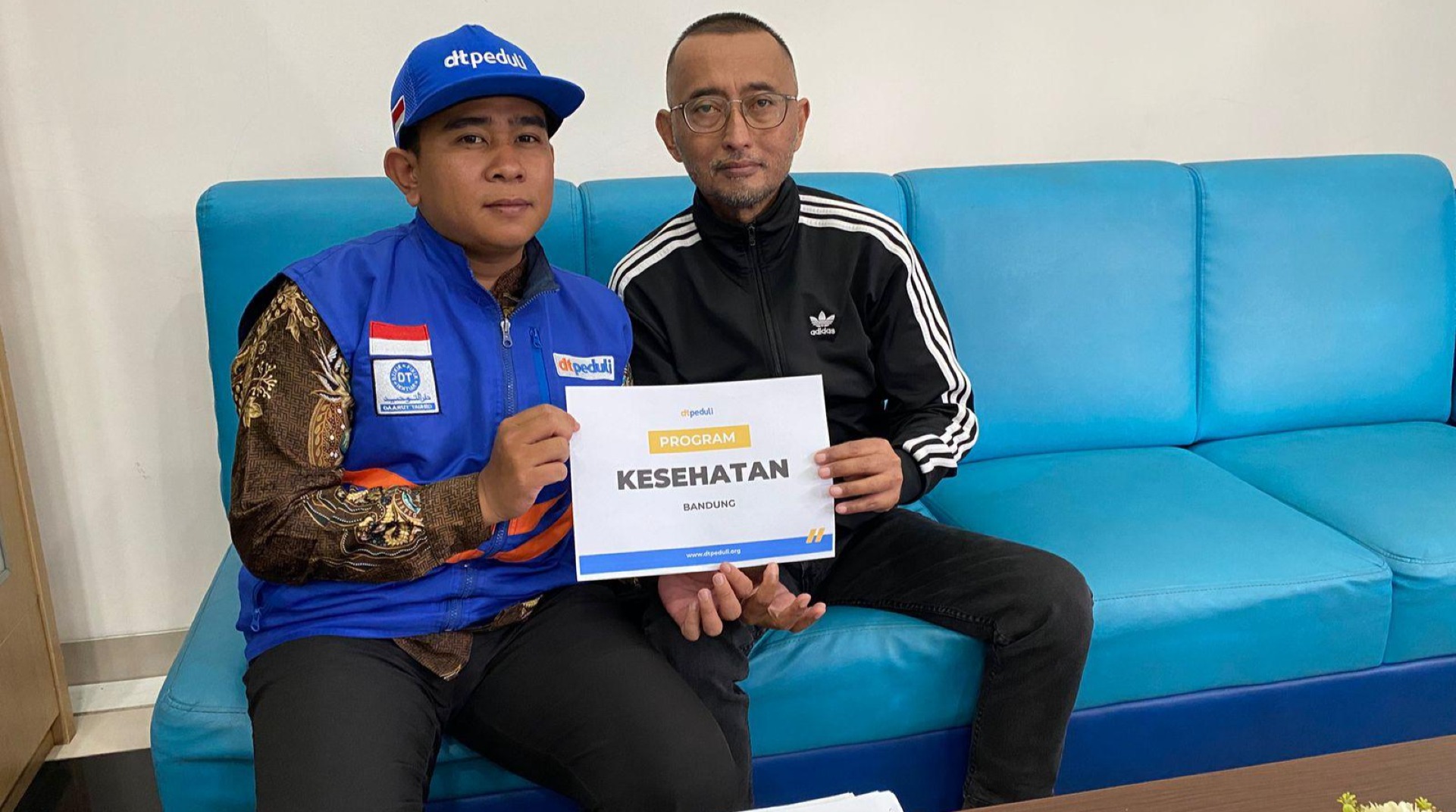 DT Peduli Bandung Bantu Lunasi Tunggakan BPJS Indra Satria Nugraha untuk Akses Layanan Kesehatan
