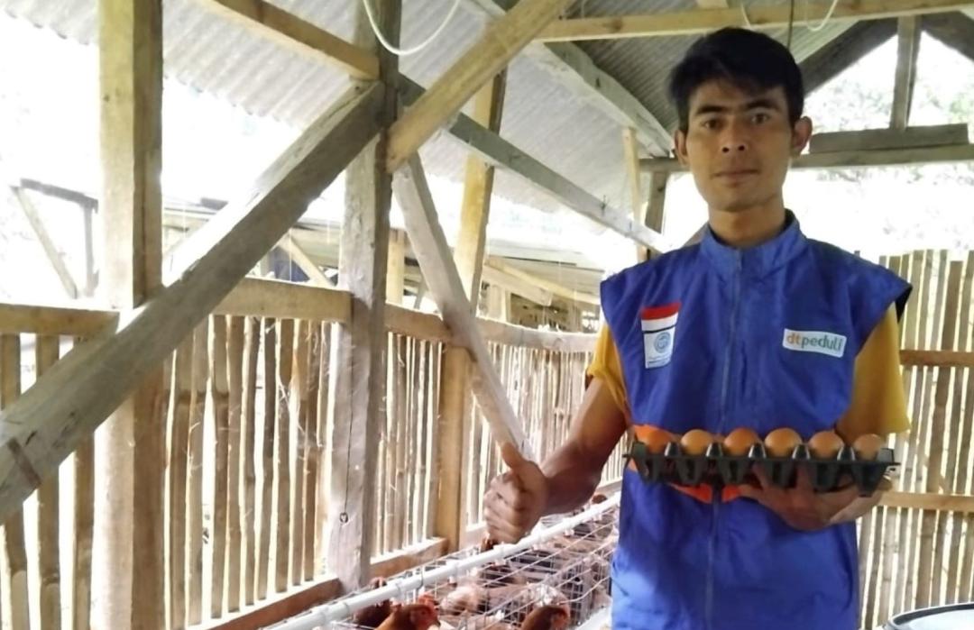 Kisah Inspiratif Rohmat dari Desa Sejahtera  