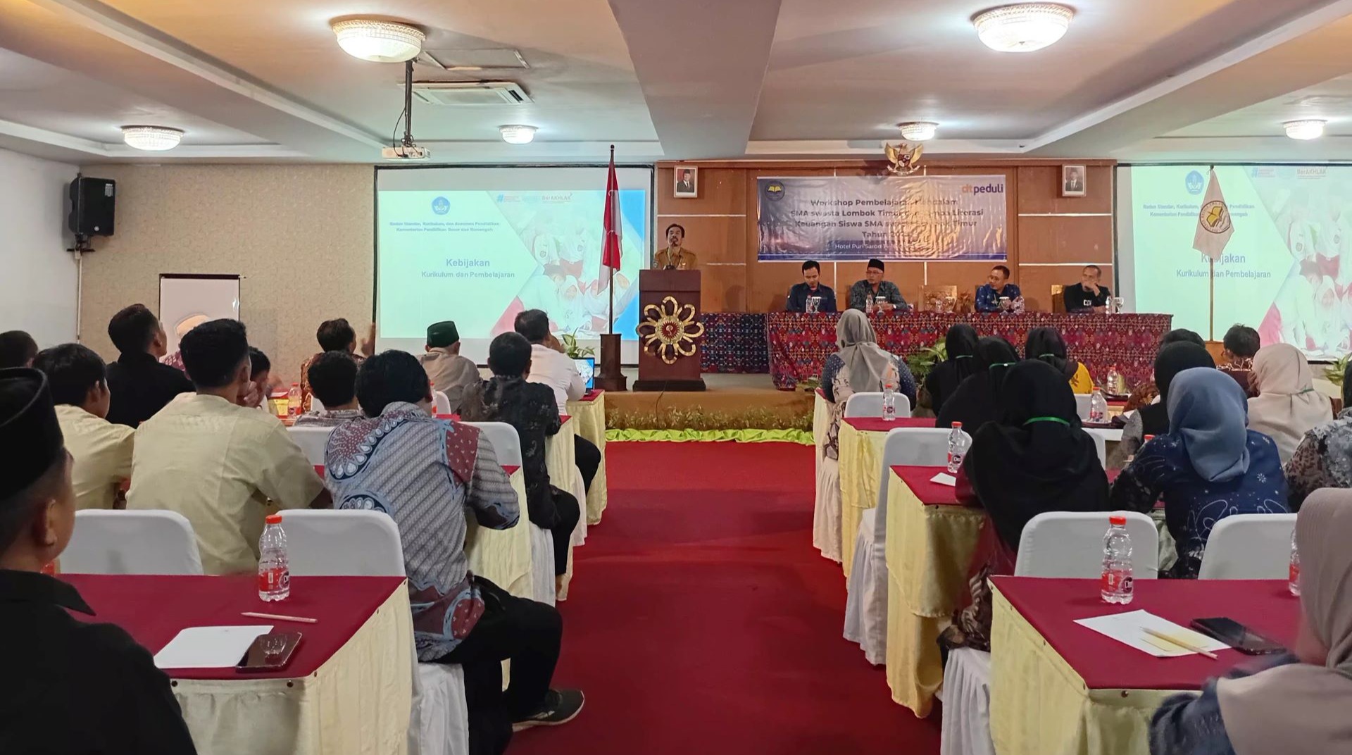 Perangi Rentenir dan Tingkatkan Kompetensi Pendidik, DT Peduli NTB dan Paguyuban Kepala Sekolah Swasta se-Lombok Timur Gelar Festival Literasi dan Deep Learning 