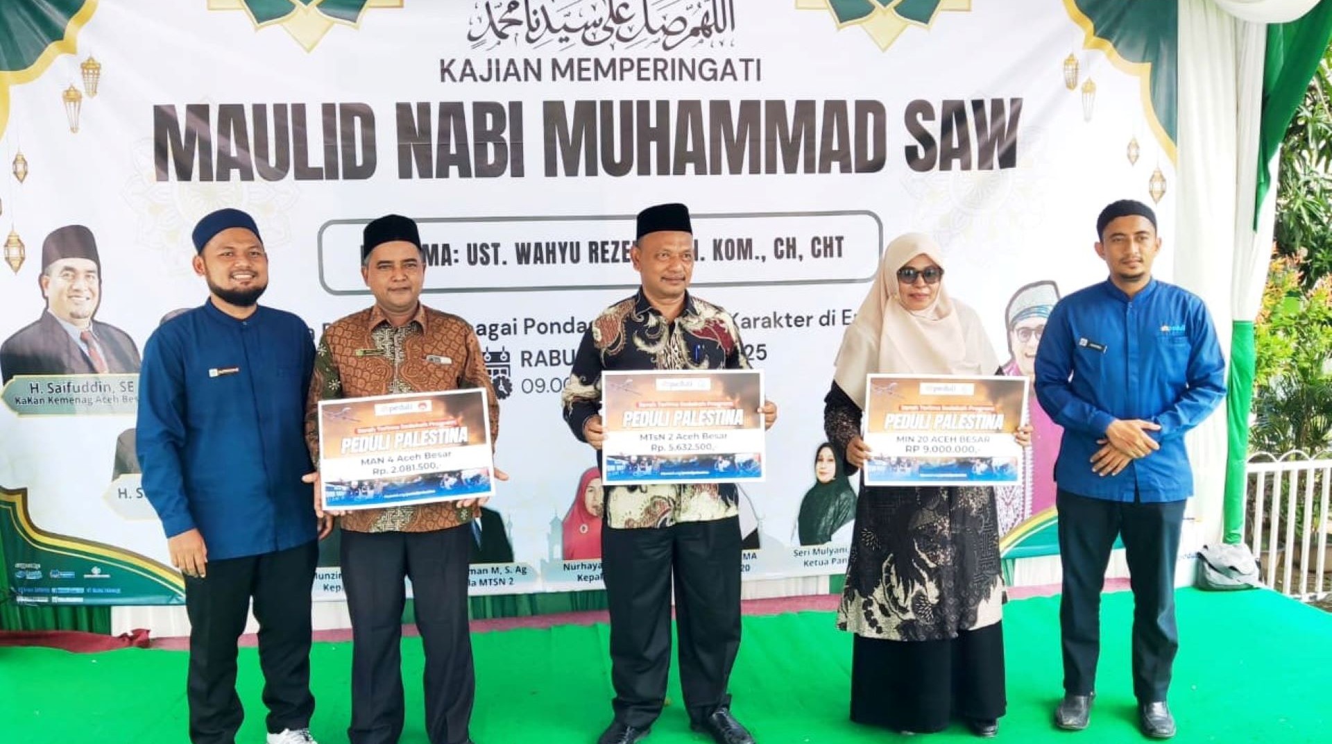 Momen Maulid Nabi, Madrasah Terpadu Tungkop Salurkan Donasi Palestina Melalui DT Peduli Aceh 