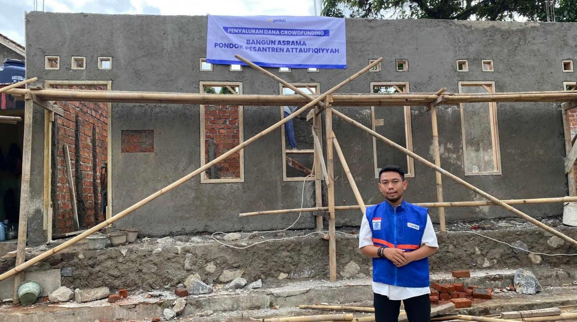 Dukung Kemajuan dan Fasilitas Santri, DT Peduli Sukabumi Salurkan Dana untuk Pembangunan Asrama Pondok Pesantren At-Taufiqiyyah 