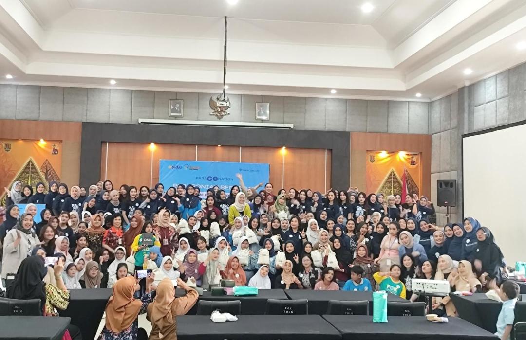 Dorong Inklusi dan Kepercayaan Diri, Paragon Bersama DT Peduli Jateng dan Dinsos Semarang Gelar Beauty Class untuk 100 Sahabat Disable 