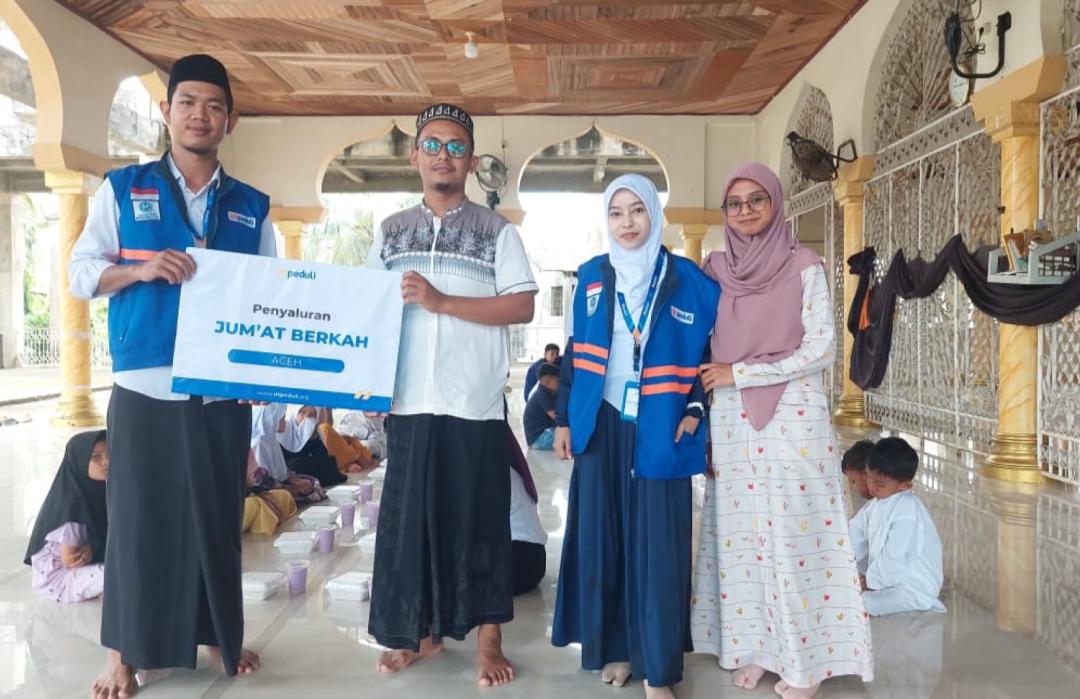 Program "Jum'at Berkah" Bahagiakan Anak Yatim Piatu di Seluruh Kemukiman Montasik Aceh Besar