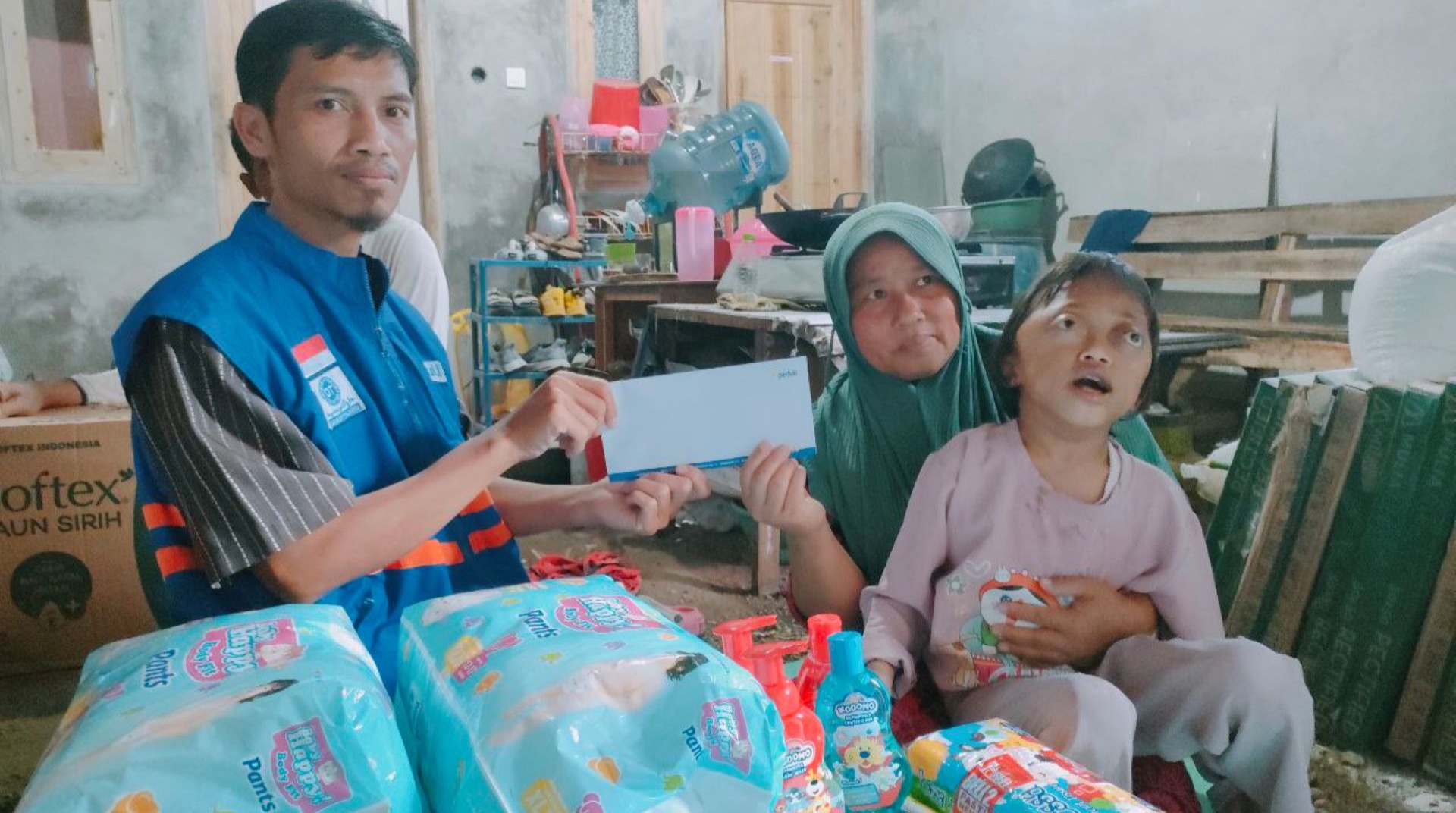 Donatur Berbagi, DT Peduli Salurkan Bantuan Crowdfunding untuk Alika Penderita Sindrom Crouzon 