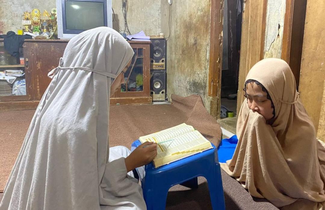 Dari Pelosok Sukabumi, Cahaya AL-Quran Terus Menyala Bersama Ratih Indriyani 