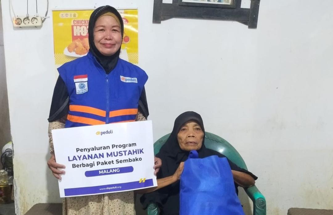 Pastikan Akses Pangan untuk Dhuafa, DT Peduli Malang Salurkan Sedekah Beras dan Sembako di Probolinggo 