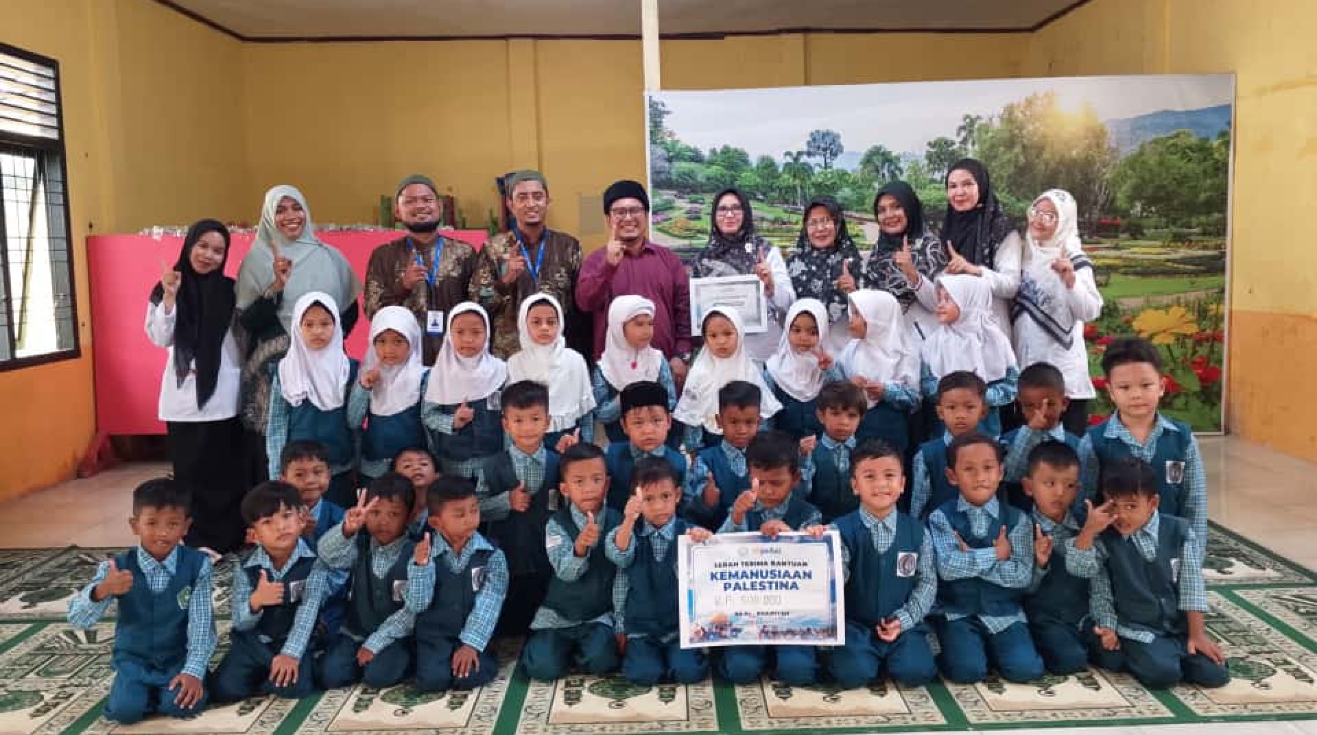 Tumbuhkan Jiwa Kepahlawanan Sejak Dini, DT Peduli Aceh dan RA Al Khairiyah Gelar Kajian Motivasi