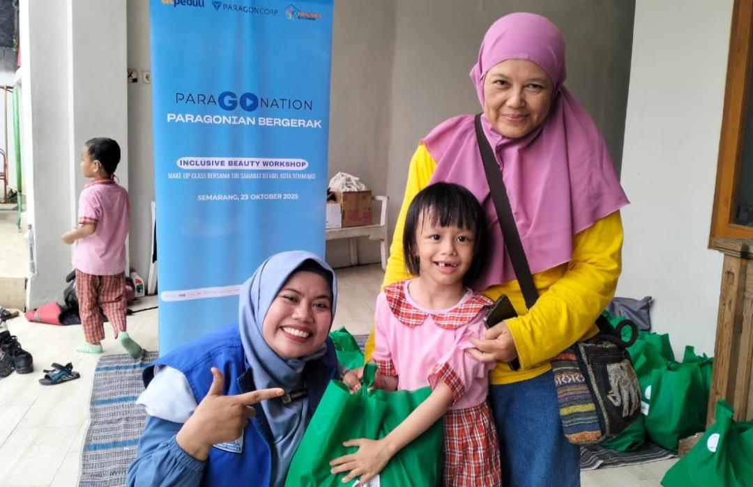 Paragon dan DT Peduli Jawa Tengah Salurkan 30 Paket Sembako ke Yayasan Anak Hebat Semarang