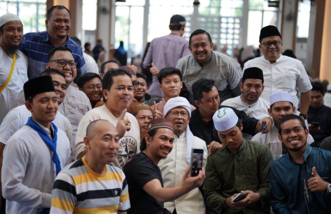 Majelis Taklim Khairunnisa Salurkan Donasi Palestina Melalui DT Peduli Batam