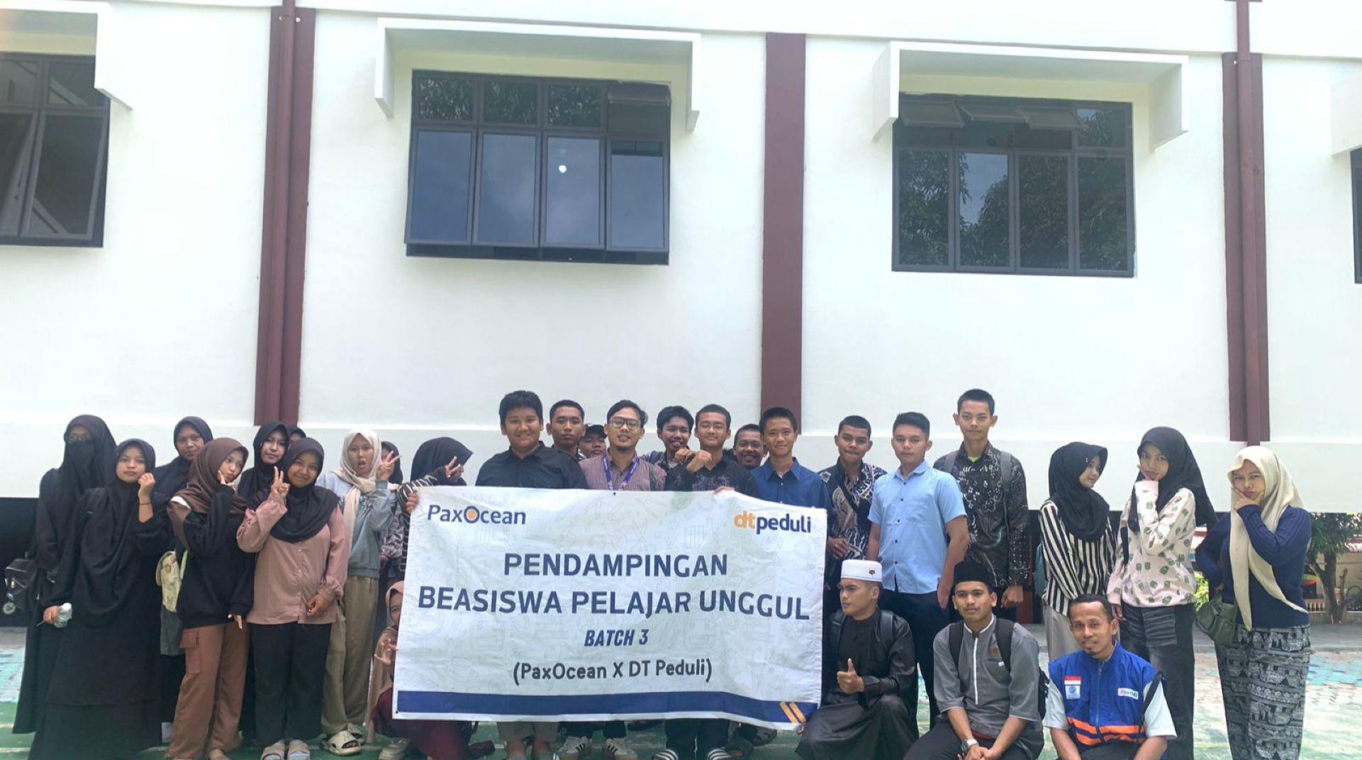 DT Peduli Kepri Gelar Pendampingan Editing Visual bagi Penerima Beasiswa Unggul