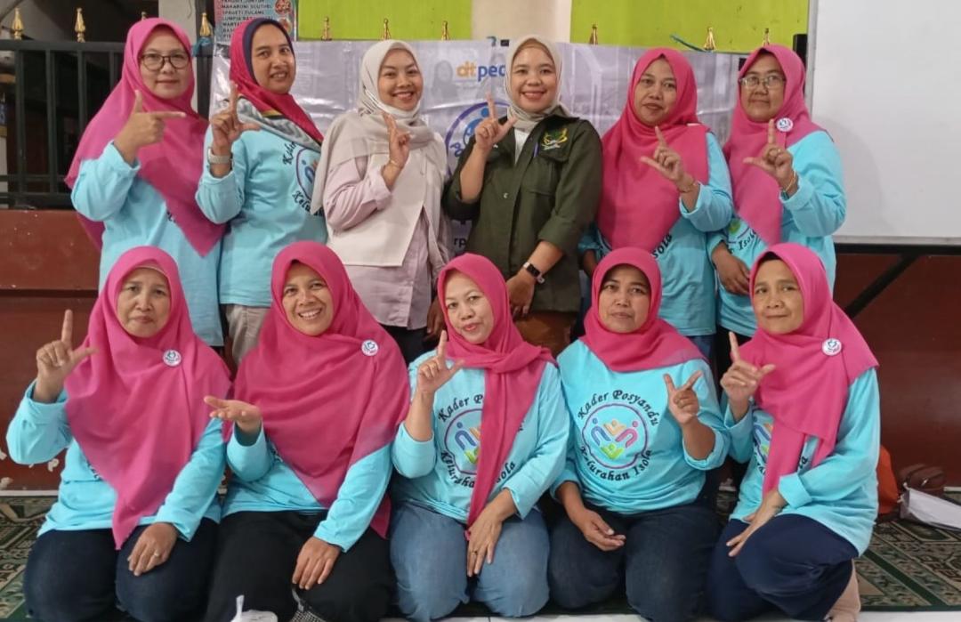Perkuat Kesehatan Preventif, DT Peduli Bandung Sinergi dengan Komunitas Hadirkan Posbindu di Isola 