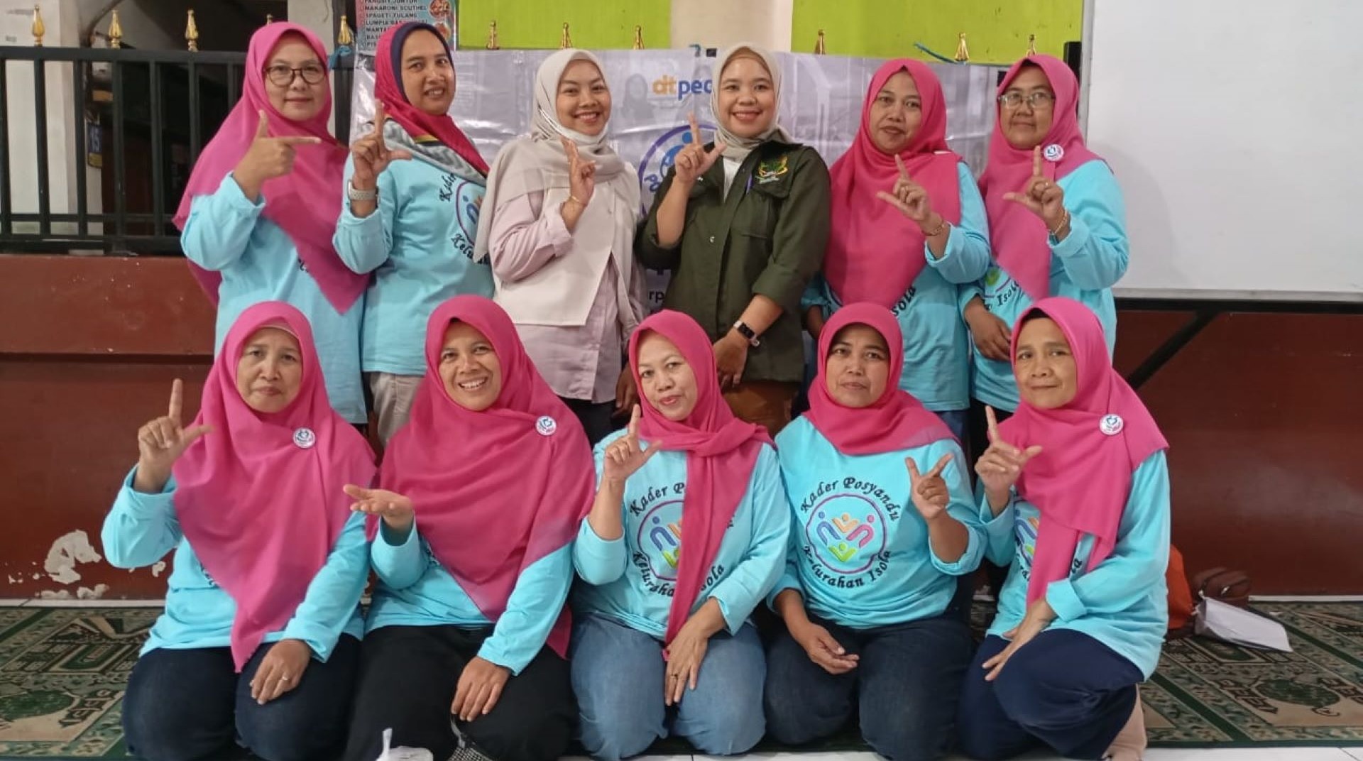 Perkuat Kesehatan Preventif, DT Peduli Bandung Sinergi dengan Komunitas Hadirkan Posbindu di Isola 