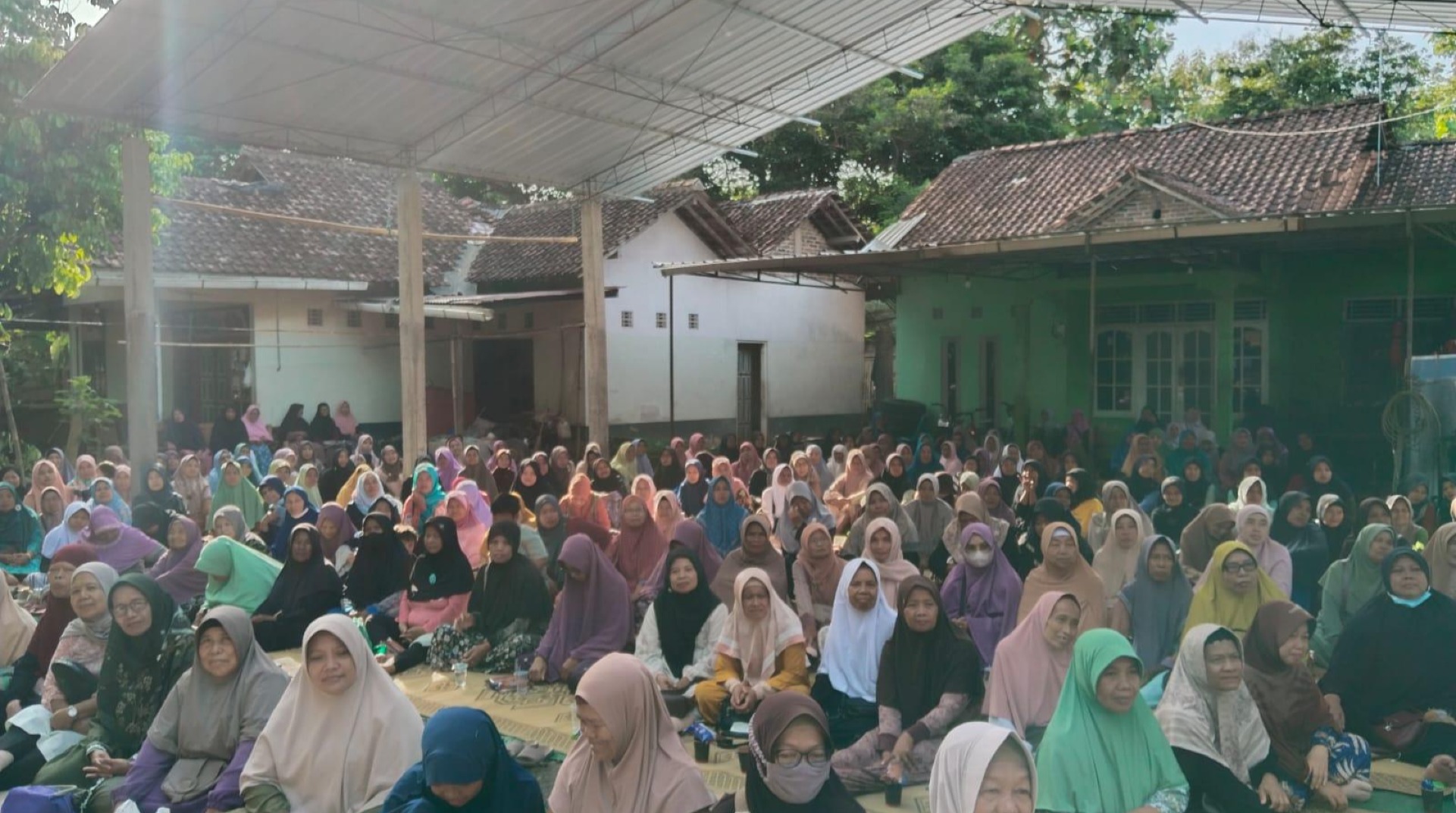Pengajian Ahad Pagi Kampung Akhlak Banjararum, Kuatkan Semangat Qur’ani Masyarakat