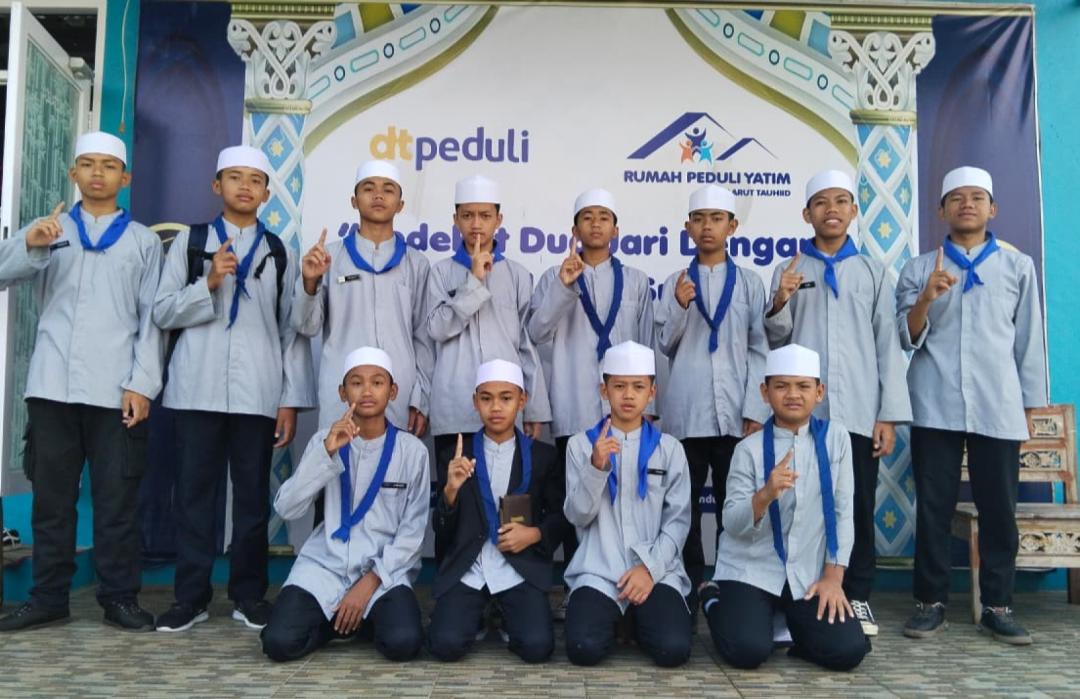 Santri RPY DT Peduli Bandung Raih Sejumlah Prestasi di Festival Karumaya 2025