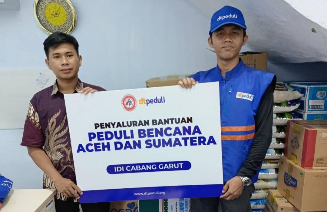 Banjir Picu Kelaparan di Aceh Tamiang, IDI dan DT Peduli Salurkan Bantuan 