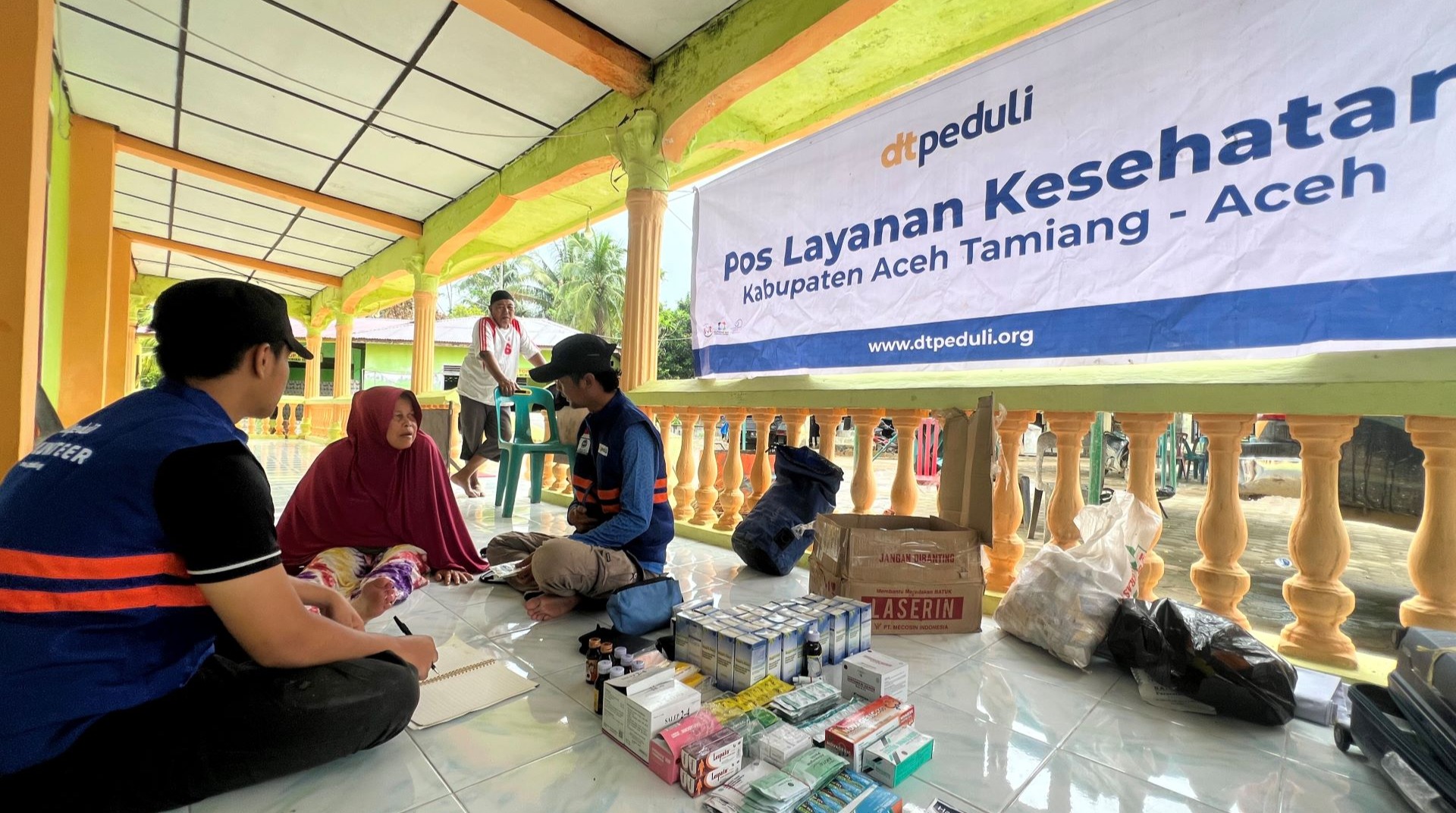 Hadapi Lumpur Setebal Satu Meter, DT Peduli Percepat Penanganan Darurat Bencana di Aceh Tamiang 