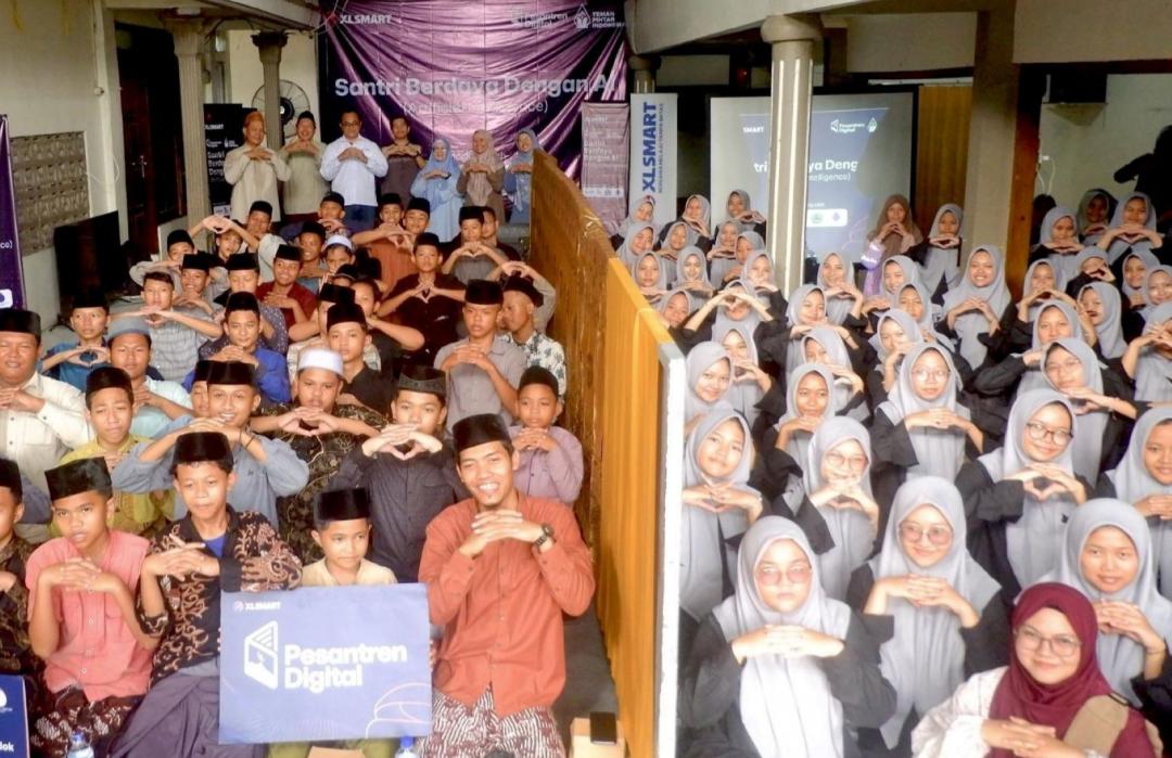 XLSmart dan DT Peduli Perkuat Literasi Digital Santri Melalui Pelatihan AI 