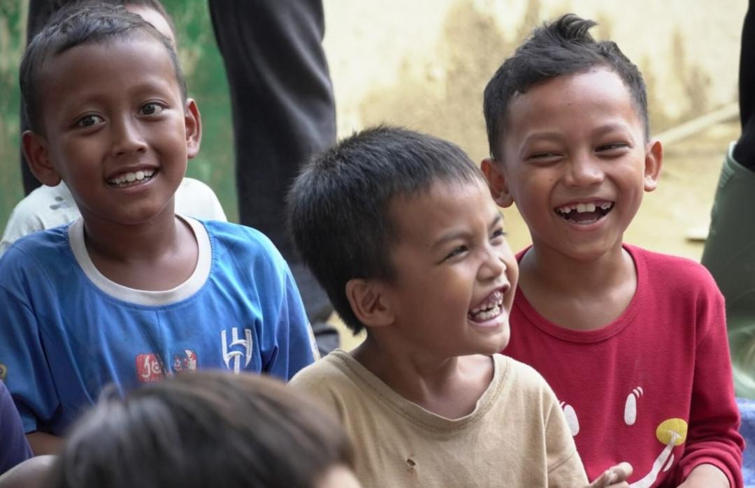 Sinergi DT Peduli dan Telkom Indonesia Pulihkan Senyum Anak-Anak Korban Banjir Aceh Tamiang 