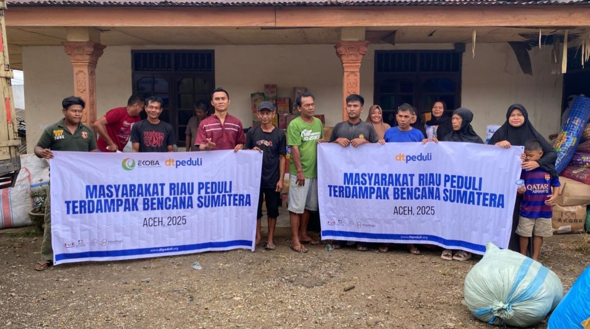 DT Peduli Riau dan Puluhan Komunitas Kirim Bantuan ke Aceh, Sumut, dan Sumbar 