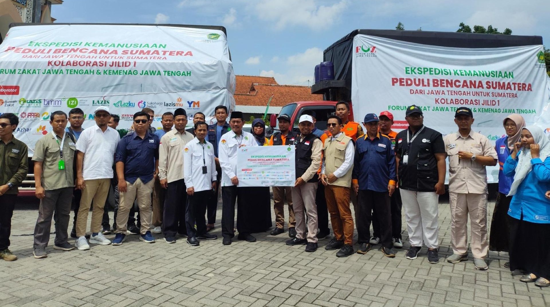 Ekspedisi Kemanusiaan Jilid 1, DT Peduli dan FOZ Jateng Lepas 20 Ton Logistik ke Sumatera 