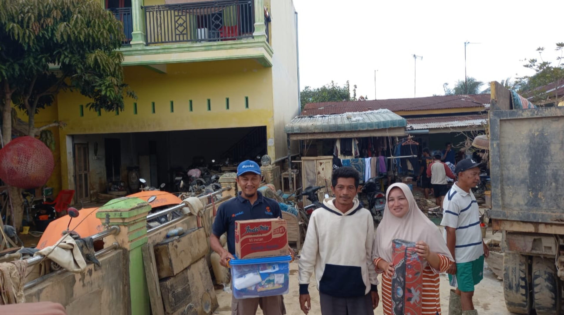 Tembus Medan Berat, DT Peduli dan Komunitas Offroad Pasok Puluhan Ton Pangan ke Takengon 