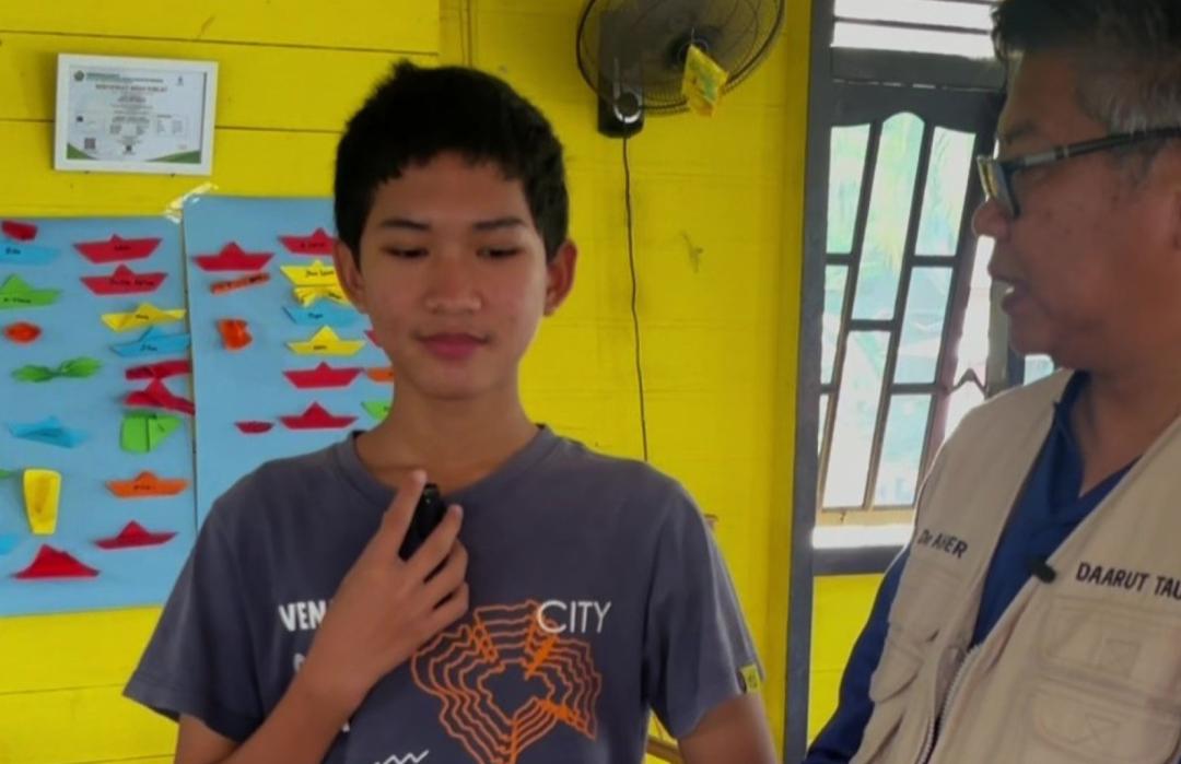 Cahaya Syukur Abrar di Tengah Banjir Aceh 