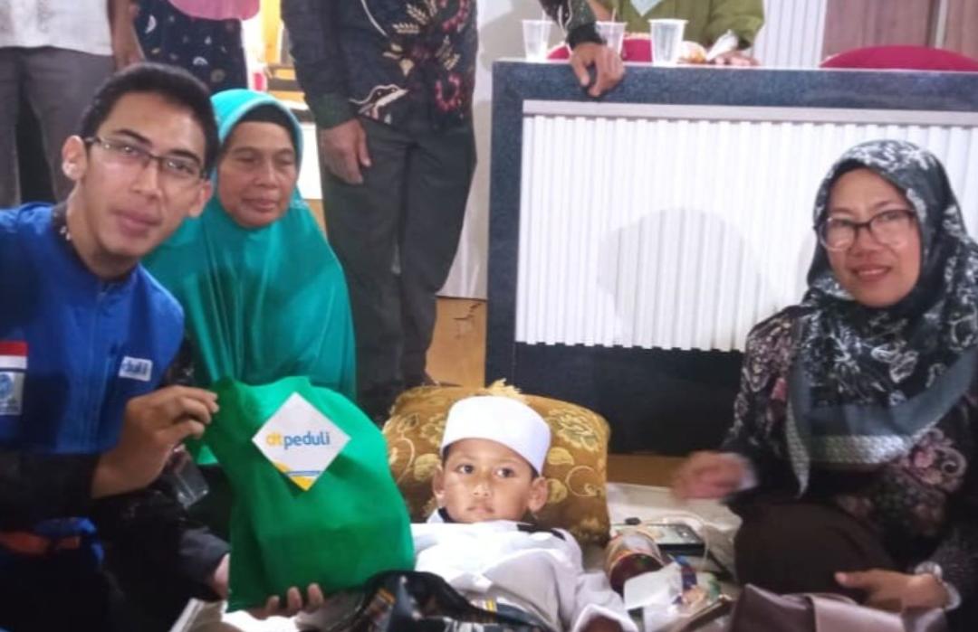 Kolaborasi DT Peduli dan Mahasiswa UNIKU Hadirkan Khitan Barokah di Sangkanerang 