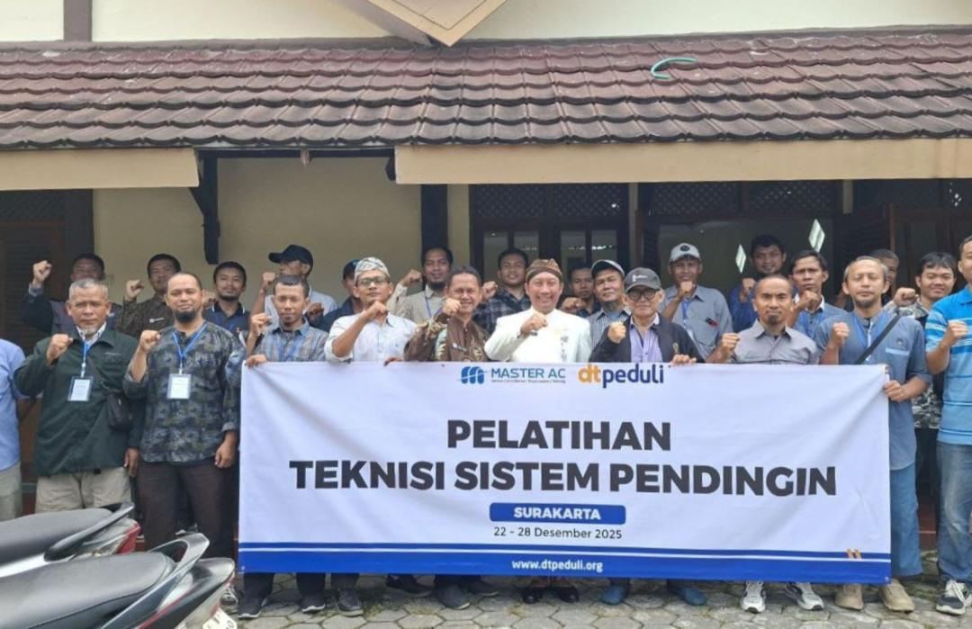 Cetak Teknisi Handal, 18 Pejuang Keluarga Rampungkan Pelatihan Teknisi AC DT Peduli Solo 