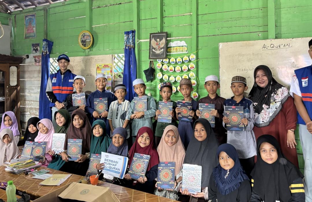 20 Tahun Menanti, Cahaya Al-Qur’an Baru Akhirnya Terangi Santri TPQ Al-Mujahidin di Tepian Barito 