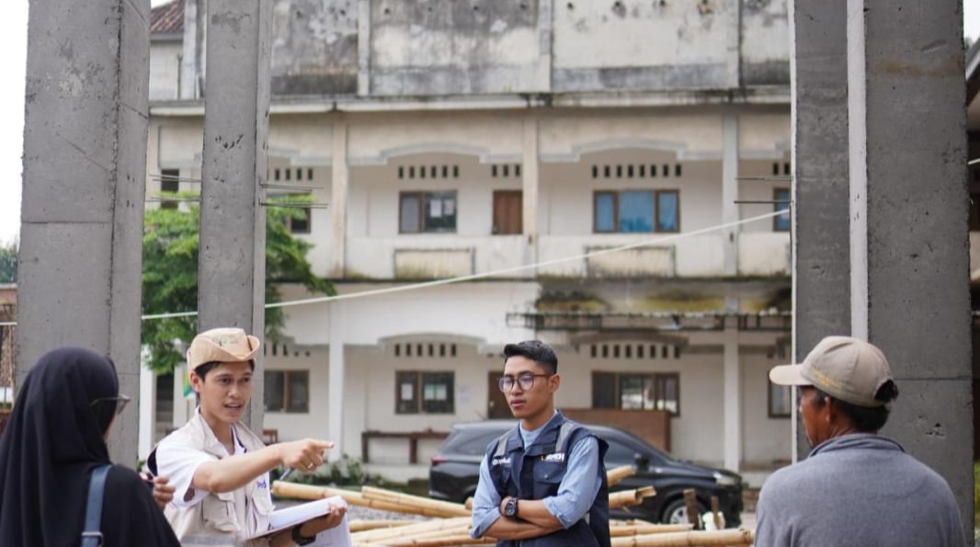 DT Peduli Lombok Evaluasi Pembangunan RKB di Yayasan Fil Khair MTS NW Talun 
