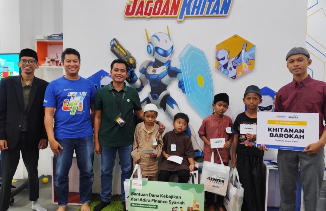 DT Peduli Cirebon dan Adira Finance Syariah Gelar Khitan Barokah 