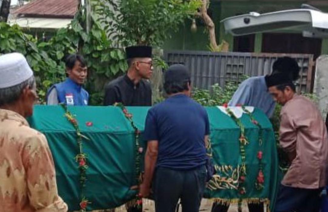 DT Peduli Bogor Fasilitasi Ambulans Jenazah Warga Bojong Gede 