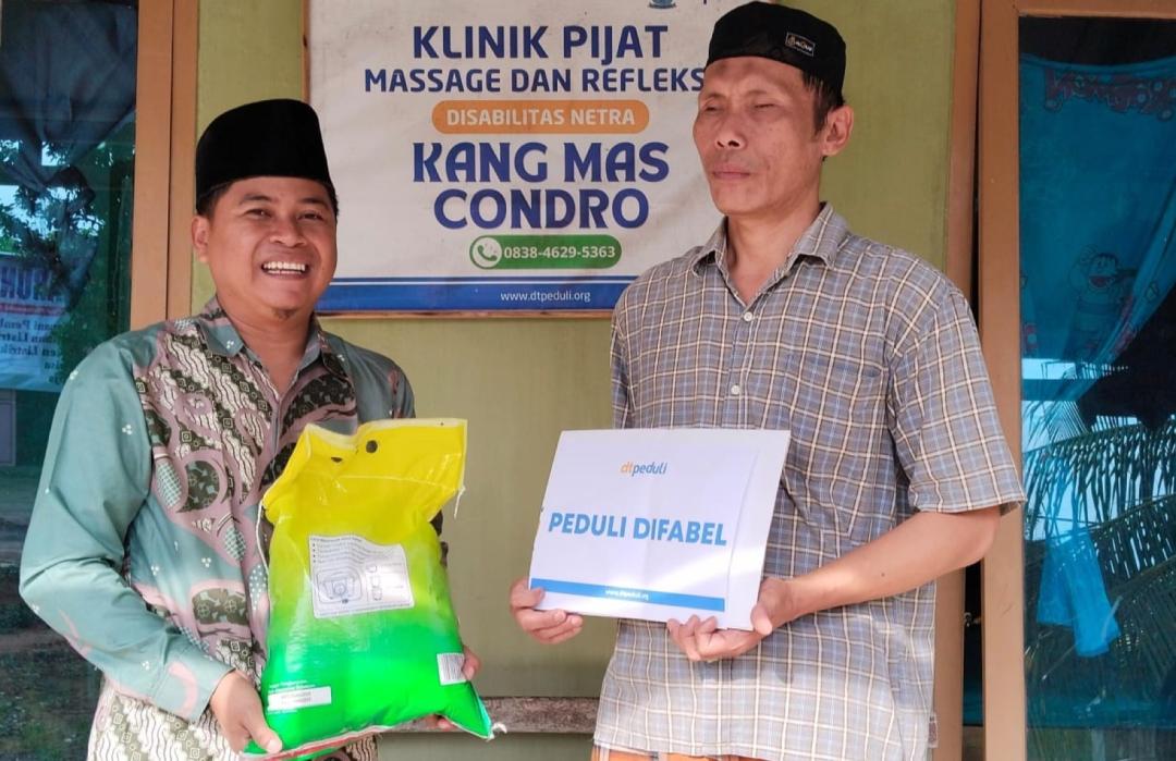 DT Peduli Metro Dampingi Pelatihan Pijat bagi Disabilitas Netra di Kelurahan Yosomulyo