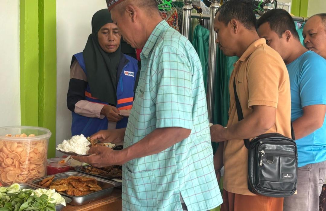 DT Peduli Gelar Jumat Berkah di Masjid Al Hidayah Metro, Sediakan Makan Siang Gratis dan Galang Donasi Kemanusiaan