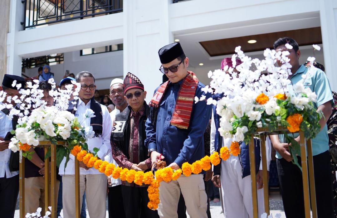 Perkuat Wisata Religi, BPKH dan DT Peduli Resmikan Masjid Pantai Bali 