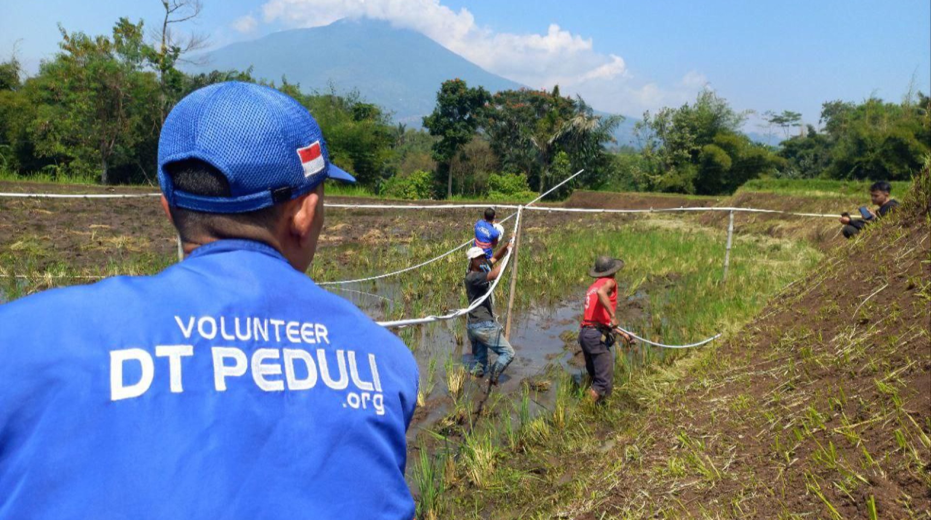 Kampung Paku Haji Alami Kekeringan, DT Peduli Garut Lakukan Pipanisasi