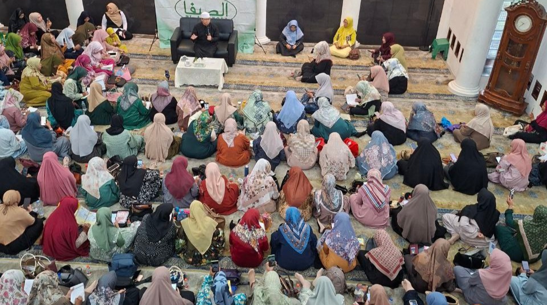 DT Peduli Bogor dan MT. As Shofa Gelar Kajian di Masjid Al Hijri 1