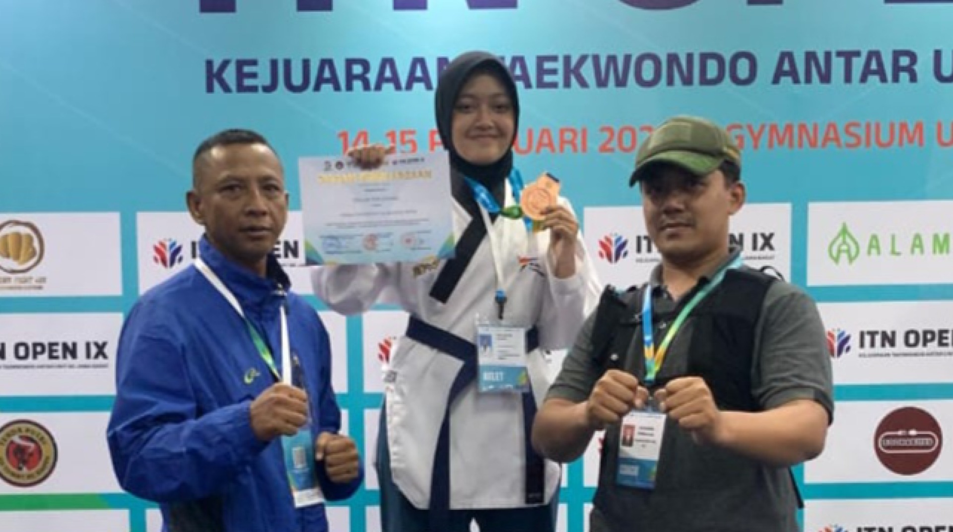 Santri Beasiswa Mahasiswa DT Peduli Raih Juara 3 Taekwondo se-Jawa Barat
