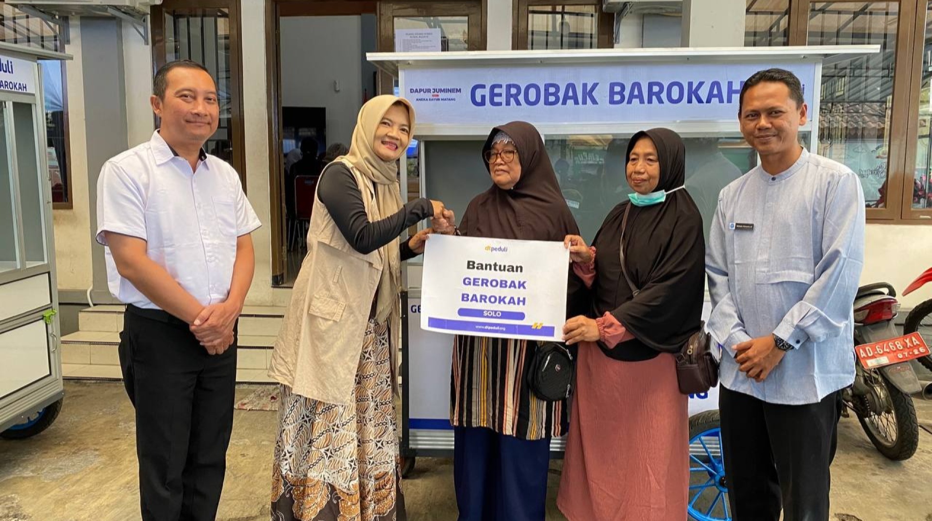 DT Peduli Solo Gelar Launching Program Gerobak Barokah di Kecamatan Serengan  