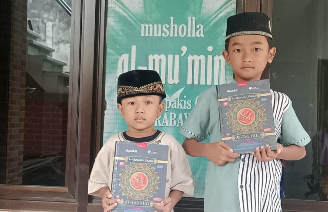 DT Peduli Jatim Salurkan Mushaf Al-Qur’an ke TPQ dan Mushola di Kelurahan Dukuh Pakis  