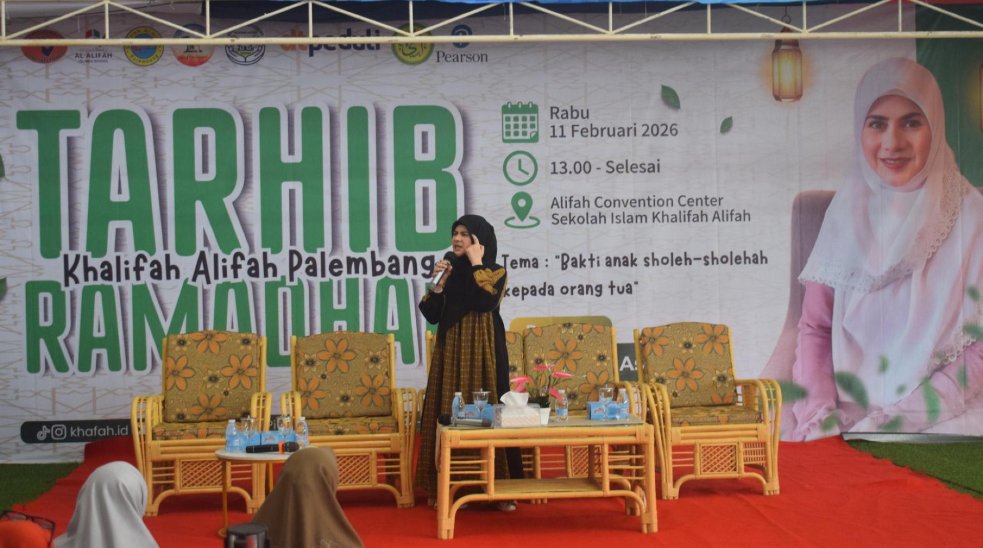 DT Peduli Sumsel Gelar Kajian Parenting Bersama Bunda Astrie Ivo di Sekolah Islam Alifah Khalifah 