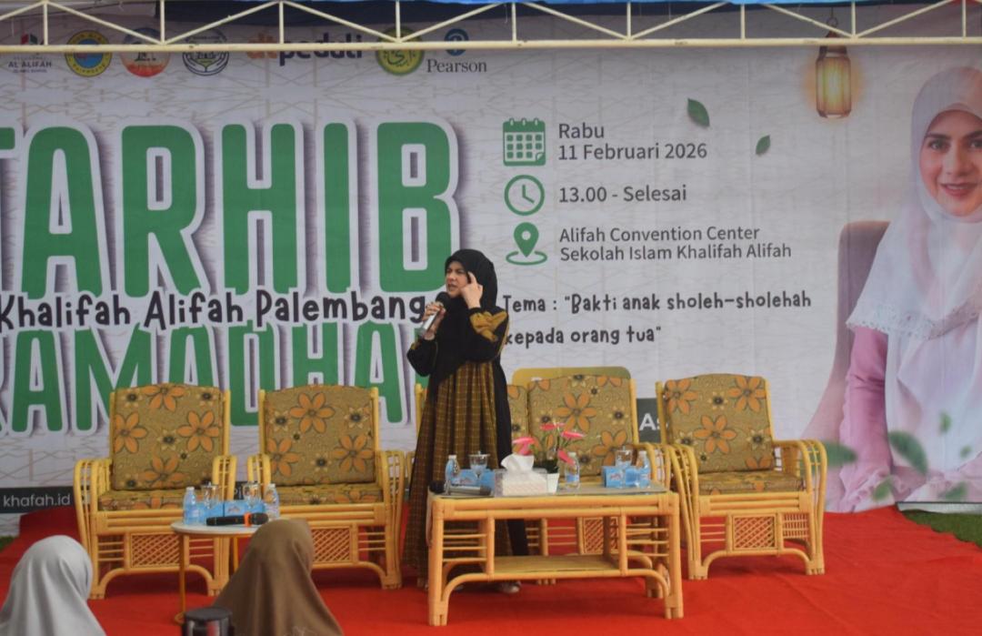DT Peduli Sumsel Gelar Kajian Parenting Bersama Bunda Astrie Ivo di Sekolah Islam Alifah Khalifah 