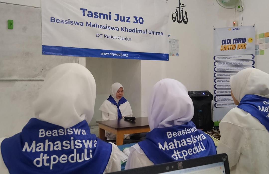DT Peduli Cianjur Gelar Tasmi Juz 30 untuk Santri Beasiswa Mahasiswa Khodimul Umma 