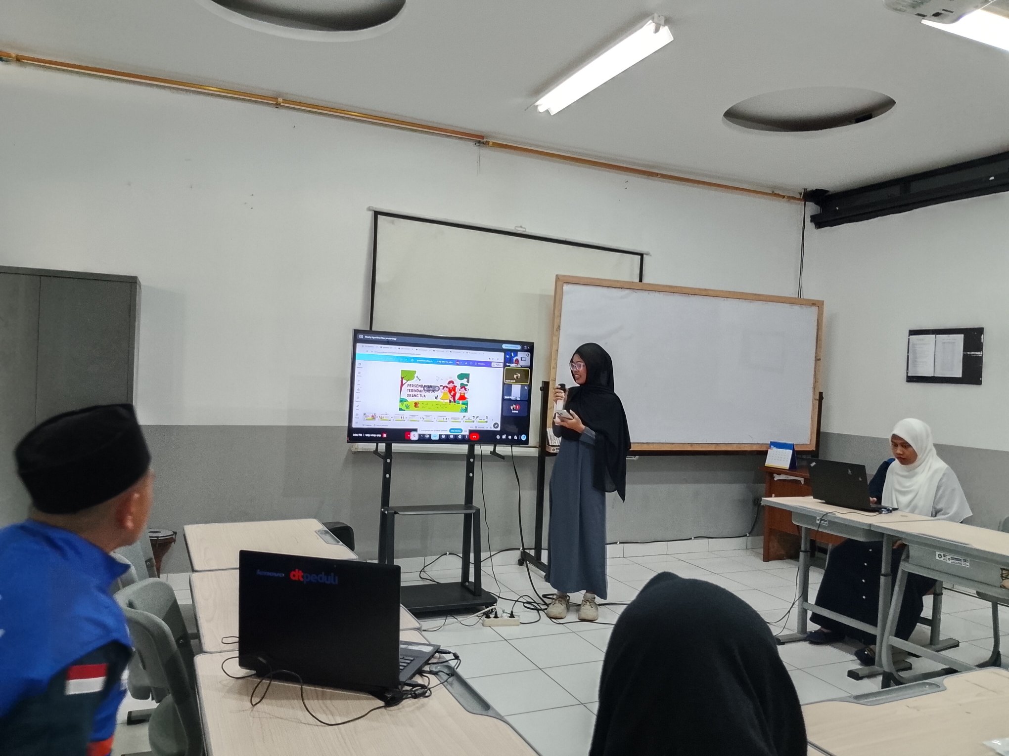 DT Peduli Bandung Gelar Pembinaan Rutin Beasiswa Pelajar, Libatkan Penerima Manfaat sebagai Penggerak Kegiatan