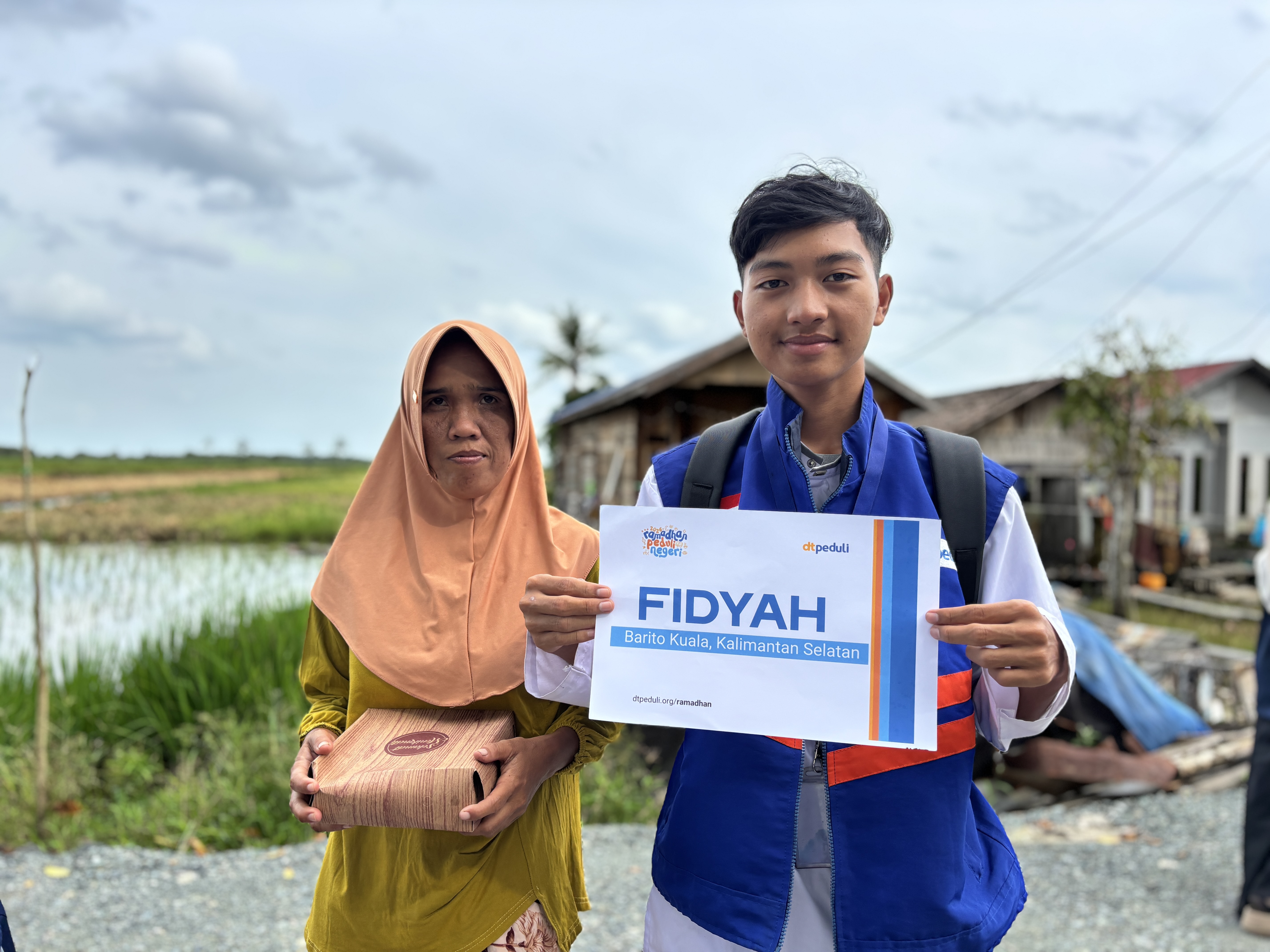 DT Peduli Kalsel Distribusikan Paket Fidyah dan Buka Puasa di Barito Kuala