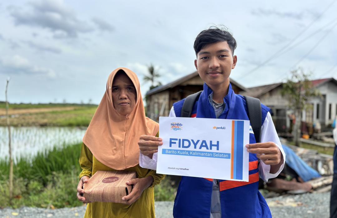 DT Peduli Kalsel Distribusikan Paket Fidyah dan Buka Puasa di Barito Kuala