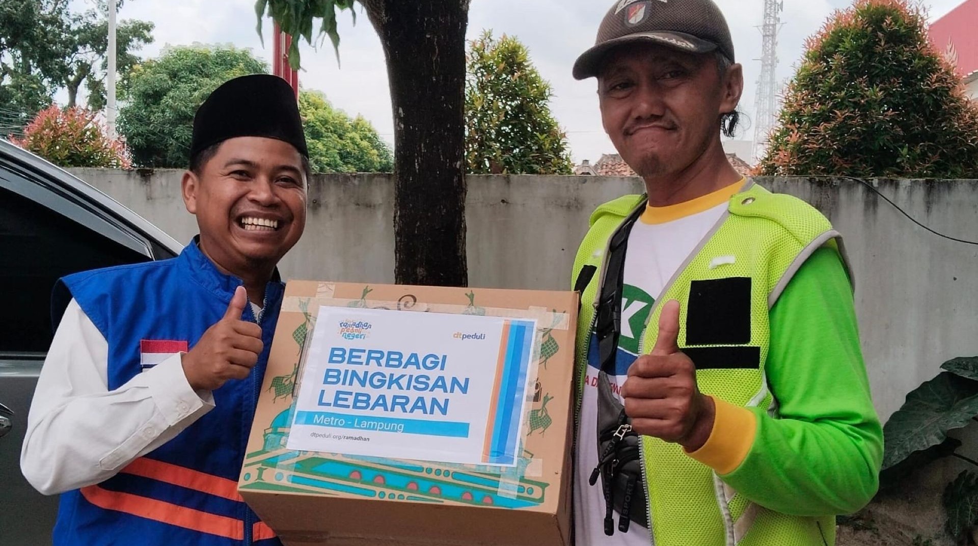 Peduli Kebutuhan Mustahik, DT Peduli Metro Salurkan Bingkisan Lebaran